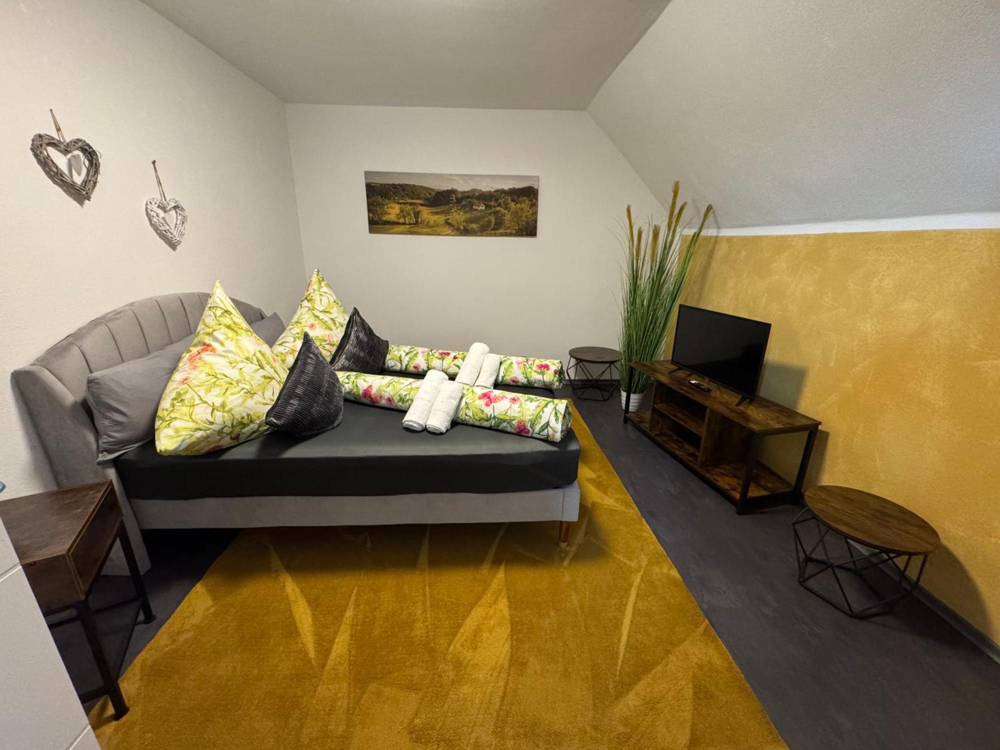 Ada&Cris Apartament Klotten Exterior photo